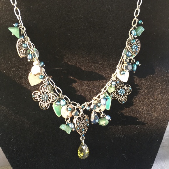 Boho silver, green & blue necklace with earrings - Picture 3 of 5